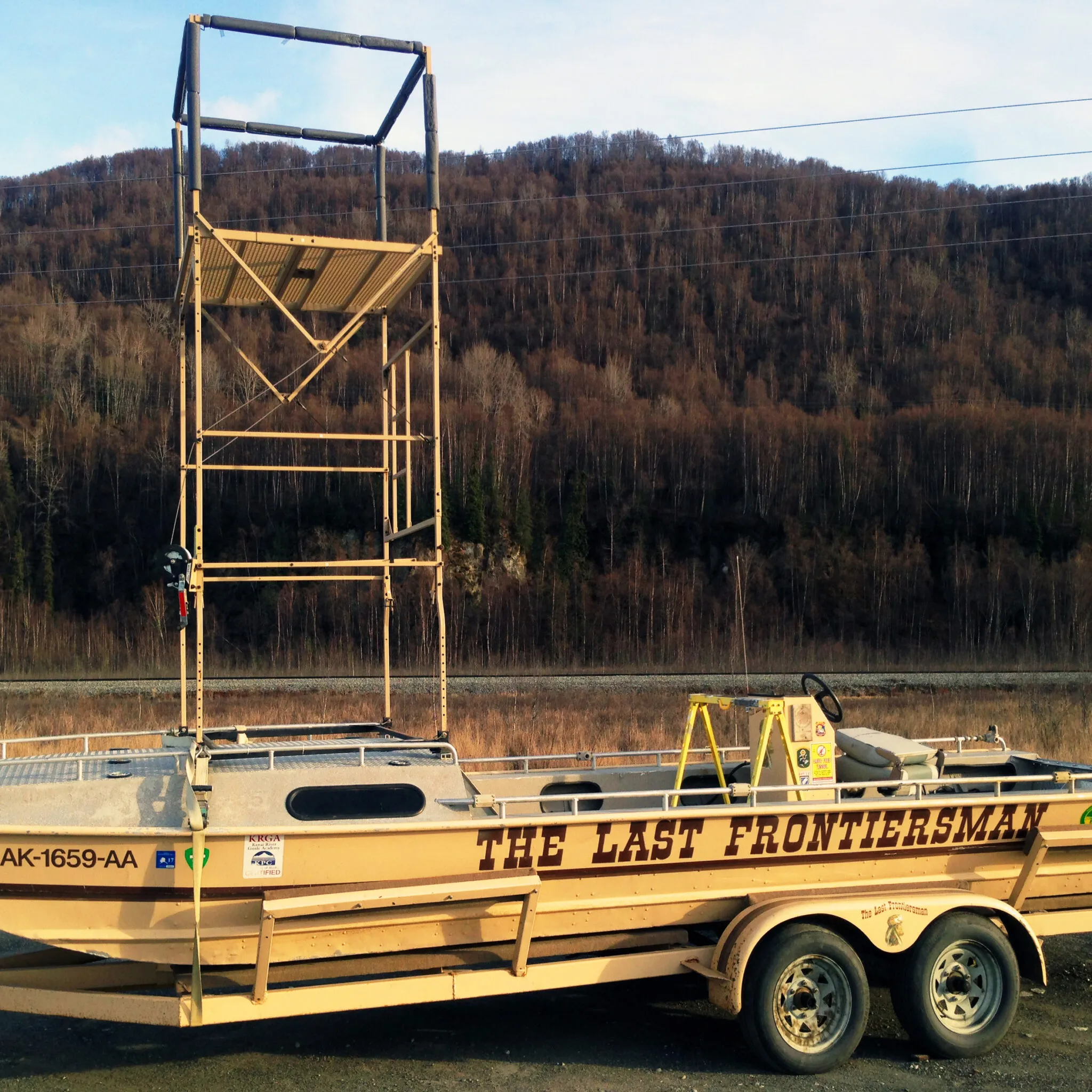 alaska-boat-frontiersman-2048x2048